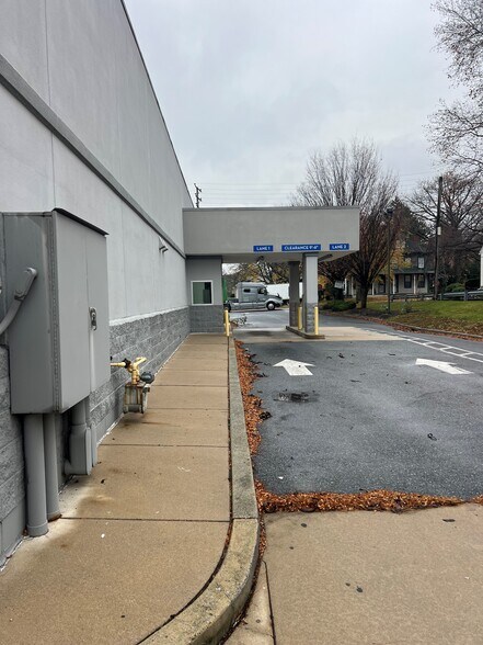 2 Cumberland St, Lebanon, PA à louer - Photo de l’immeuble – Image 2 sur 4