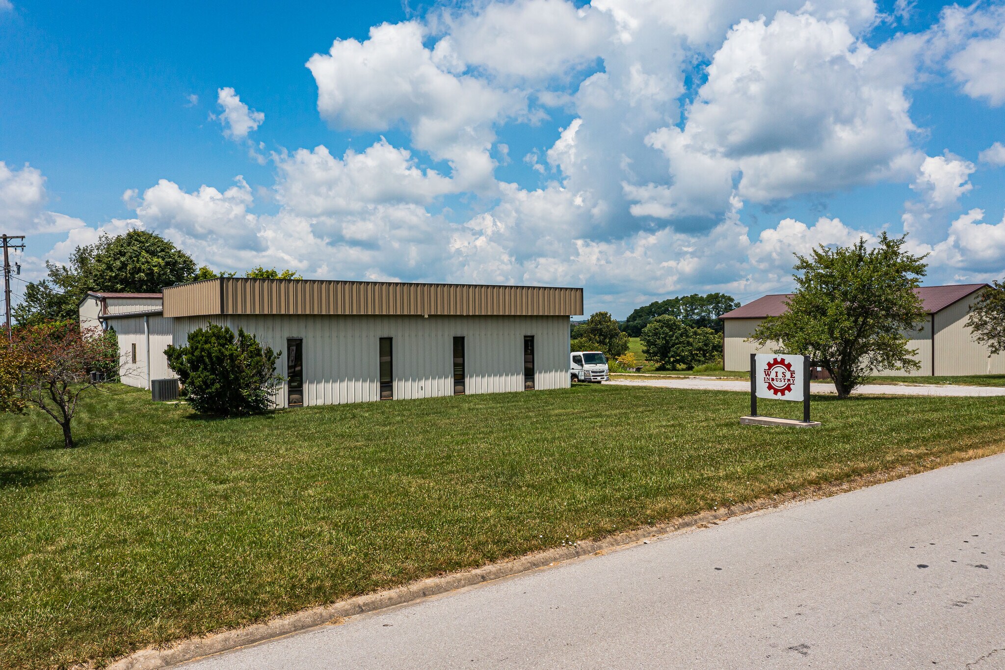170 Industry Rd, Georgetown, KY à louer Photo principale– Image 1 sur 4