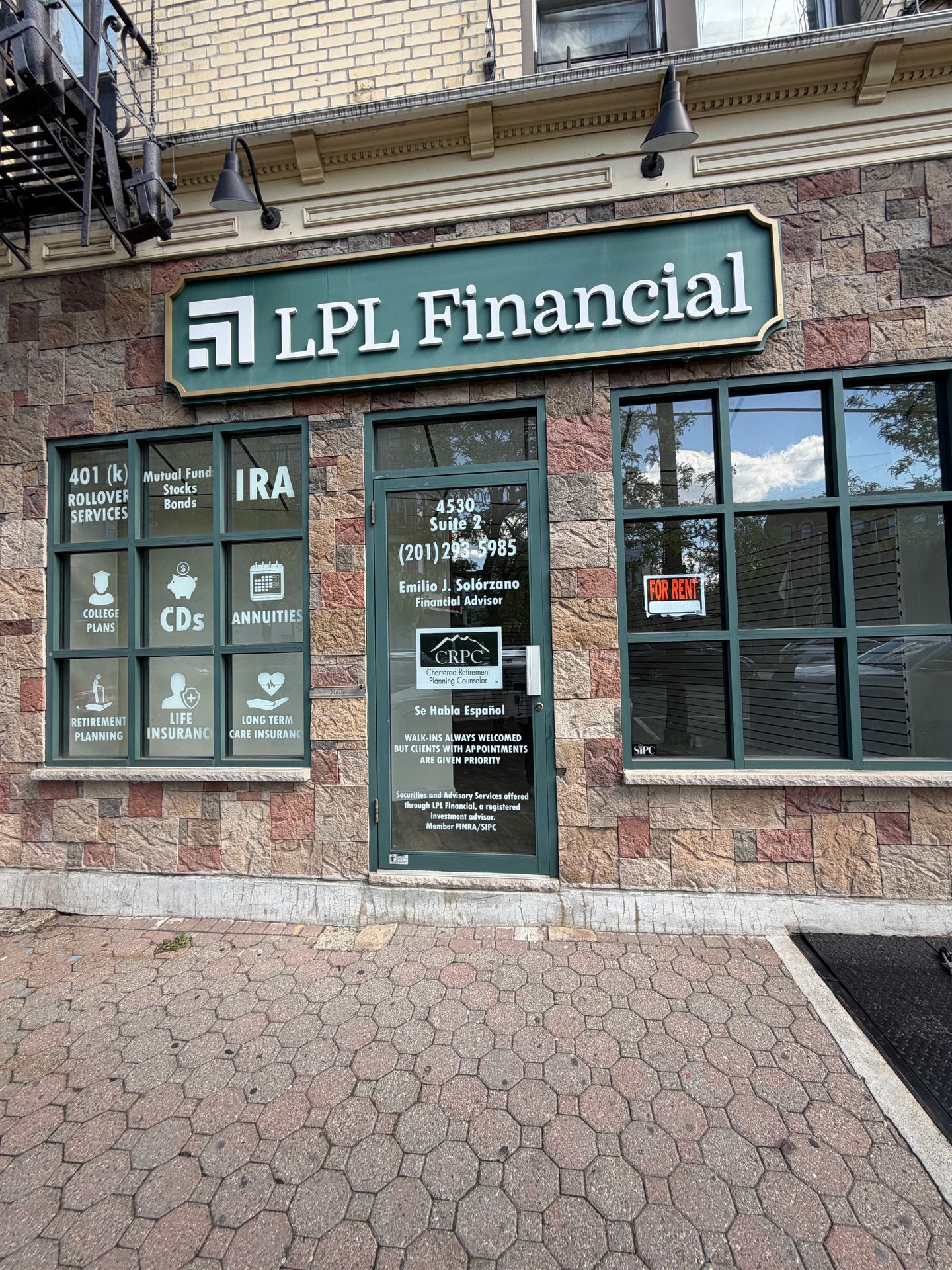 4530 Park Ave, Weehawken, NJ à louer Photo de l’immeuble– Image 1 sur 5