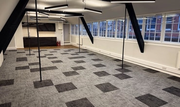 Bureau dans Nottingham à louer Photo intérieure– Image 2 sur 5