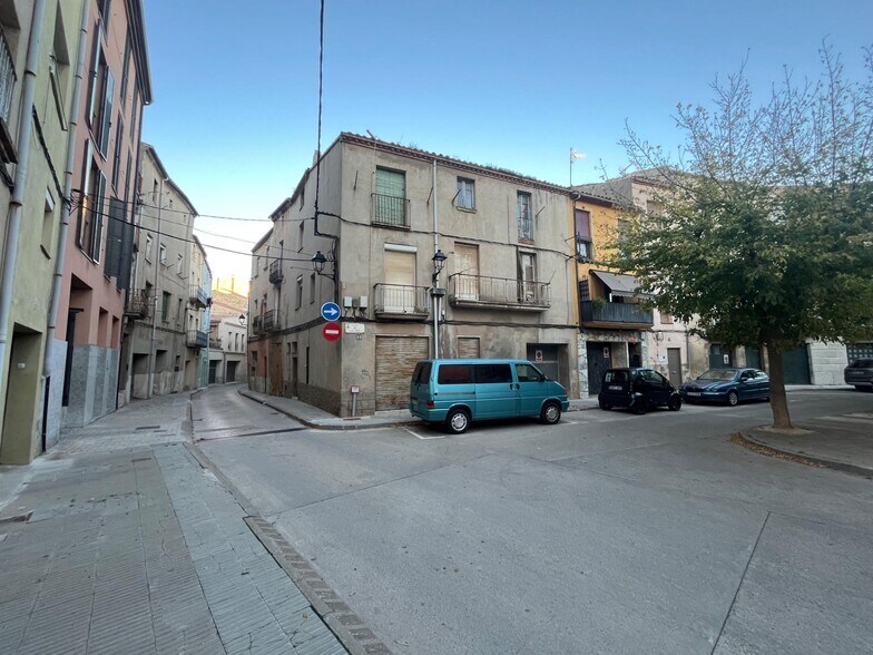 Plaça Eres de les, 22, Calaf, Barcelona à vendre - Photo de l’immeuble – Image 1 sur 5