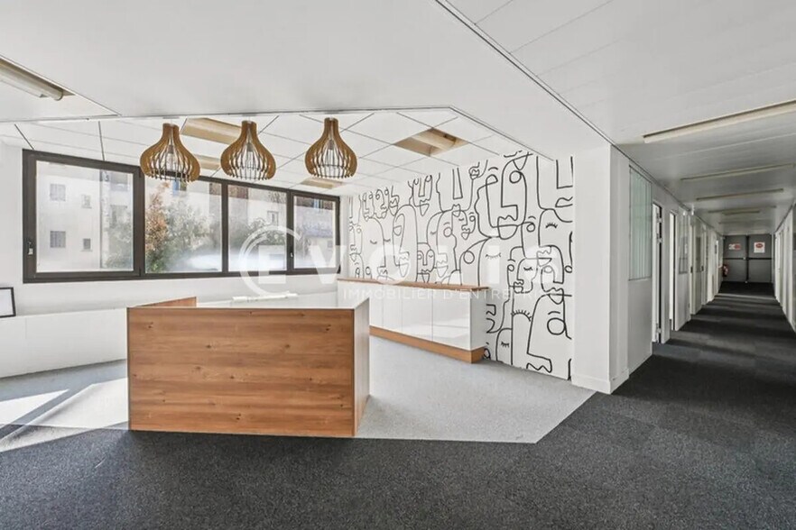 Bureau dans Nogent-sur-Marne à louer - Hall d’entrée – Image 3 sur 13