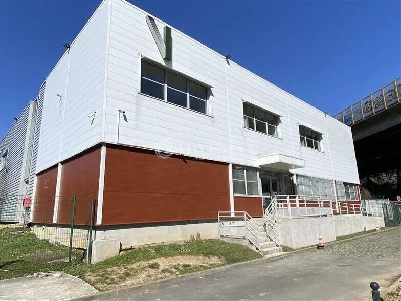 Bureau dans Arcueil à louer - Photo de l’immeuble – Image 2 sur 12