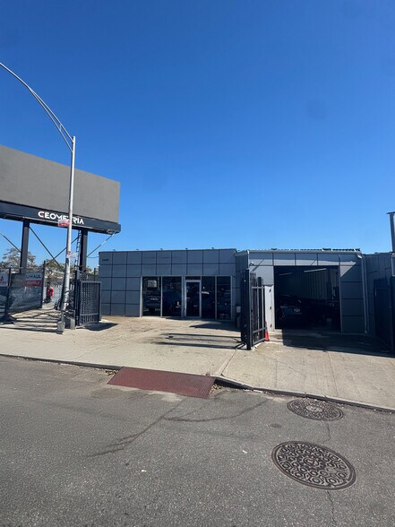 2695 Stillwell Ave, Brooklyn, NY à louer - Photo principale – Image 1 sur 3