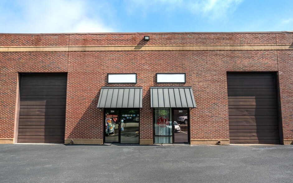 745 Atlanta Hwy, Cumming, GA à louer - Photo de l’immeuble – Image 2 sur 2