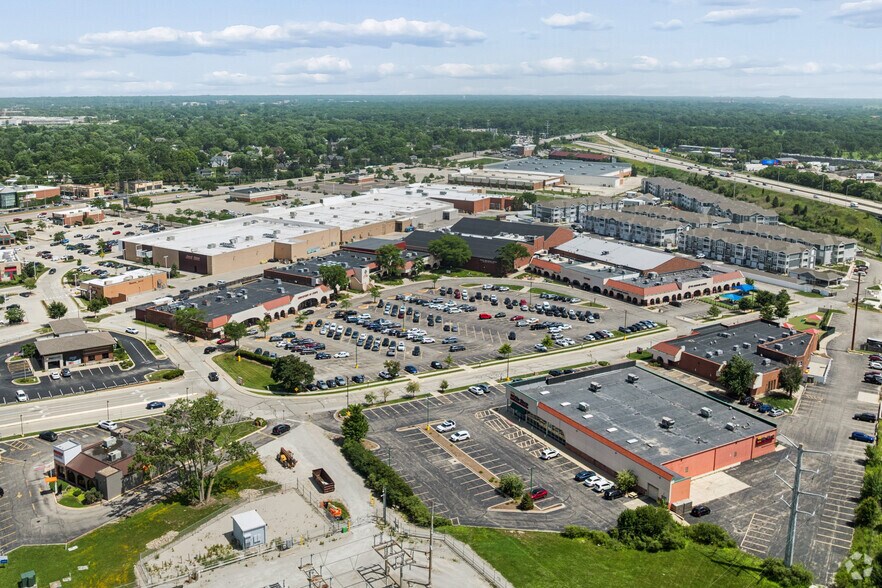 401-499 Lake Cook Rd, Deerfield, IL à louer - Photo de l’immeuble – Image 1 sur 23