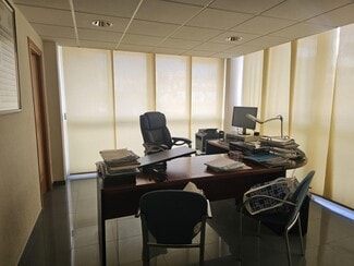 Plus de détails pour Bureau à louer