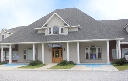 112 Innwoods Dr, Covington, LA à louer - Photo de l’immeuble – Image 2 sur 6