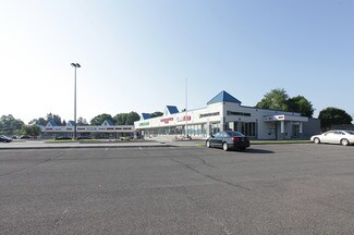 Plus de détails pour 740 Hoosick Rd, Troy, NY - Local commercial à louer