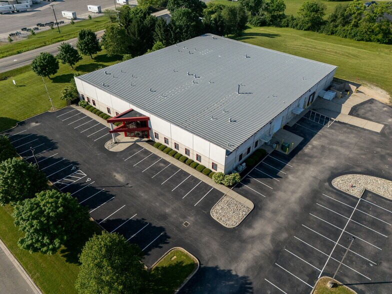 8261 State Route 235, Dayton, OH à vendre - Photo de l’immeuble – Image 2 sur 54