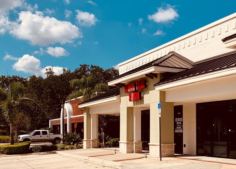 5501-5555 Roosevelt Blvd, Clearwater, FL à louer - Photo de l’immeuble – Image 2 sur 9