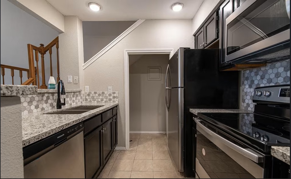 14235 Bissonnet St, Houston, TX à vendre - Photo intérieure – Image 2 sur 5