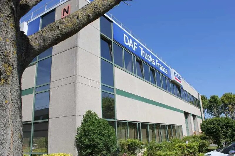 66 Rue Des Vanesses, Villepinte à louer - Photo de l’immeuble – Image 1 sur 12