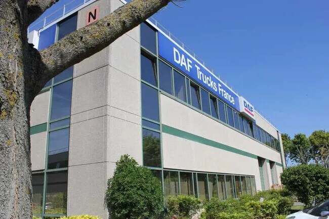 Plus de détails pour 66 Rue Des Vanesses, Villepinte - Bureau à louer