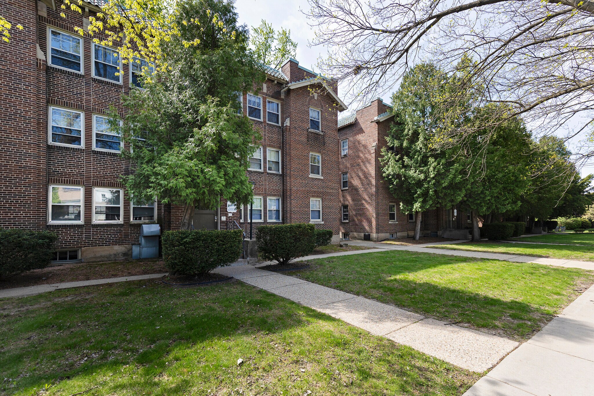 2821 Monroe St, Madison, WI à vendre Photo principale– Image 1 sur 42