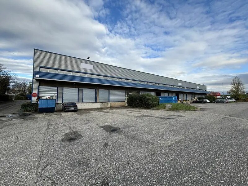 35-37 Avenue Des Frères Montgolfier, Chassieu à louer Photo de l’immeuble– Image 1 sur 13