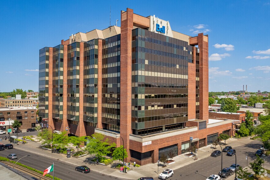 600 Rue Jean-Talon E, Montréal, QC à louer - Photo principale – Image 1 sur 12