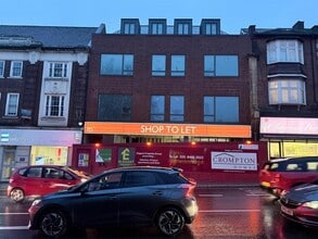 7 High St, Barnet à louer Photo de l’immeuble– Image 2 sur 3