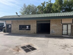 1706 N Magnolia Ave, Ocala, FL à louer Photo intérieure– Image 2 sur 5