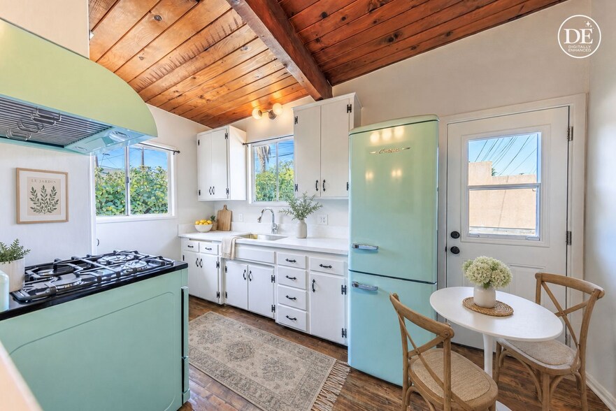 5629 Cleon Ave, North Hollywood, CA à vendre - Photo de l’immeuble – Image 3 sur 28