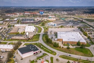 11492 Bluegrass Pky, Louisville, KY - Vue aérienne  vue de carte - Image1