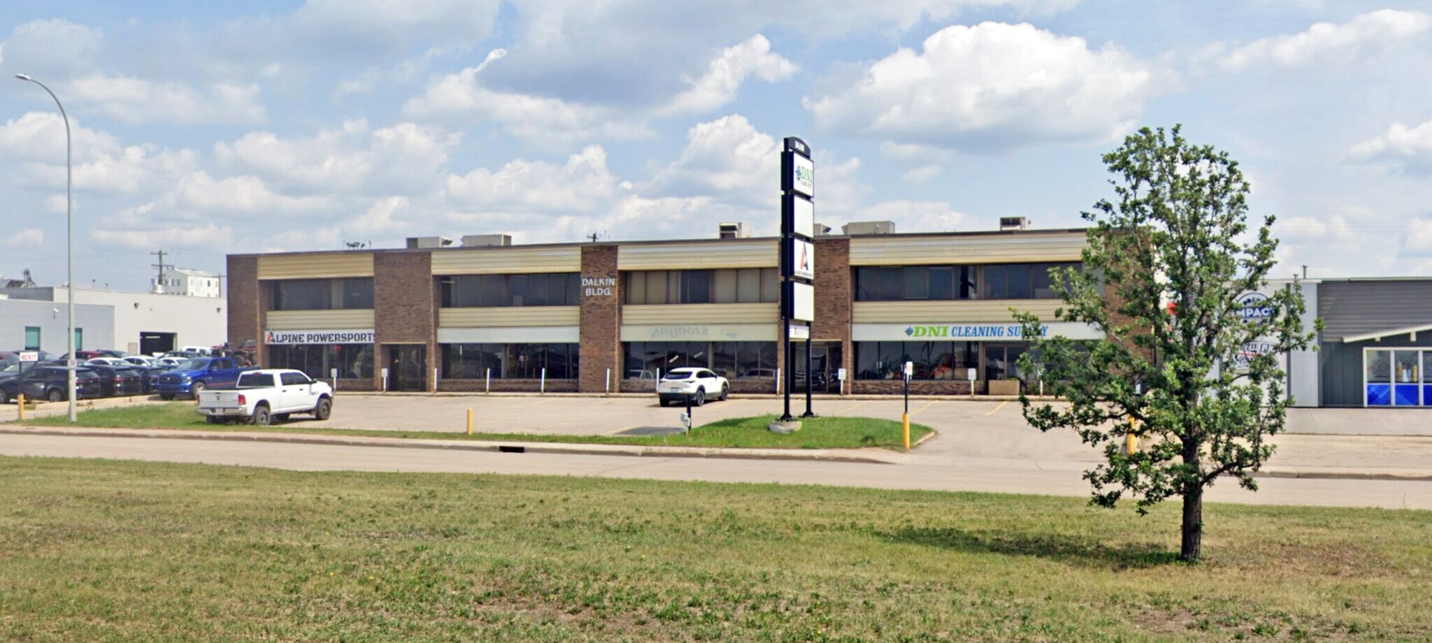 12703 100 St, Grande Prairie, AB à louer Photo principale– Image 1 sur 3