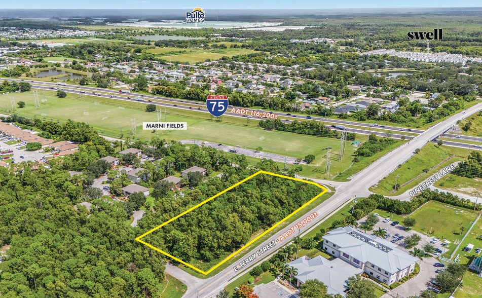 26750 Southern Pines Dr, Bonita Springs, FL à vendre - Aérien – Image 2 sur 7