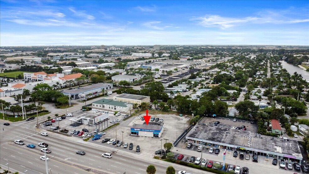 2008 Okeechobee Blvd, West Palm Beach, FL à vendre - Photo de l’immeuble – Image 2 sur 35