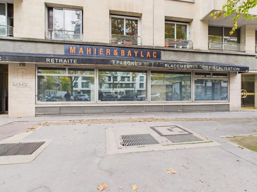 Local commercial dans Paris à louer Photo de l’immeuble– Image 1 sur 10