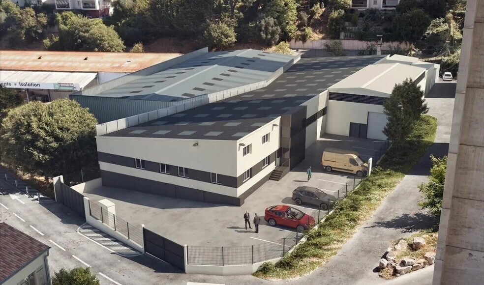 Local d’activités dans La Trinité à louer - Photo de l’immeuble – Image 2 sur 12