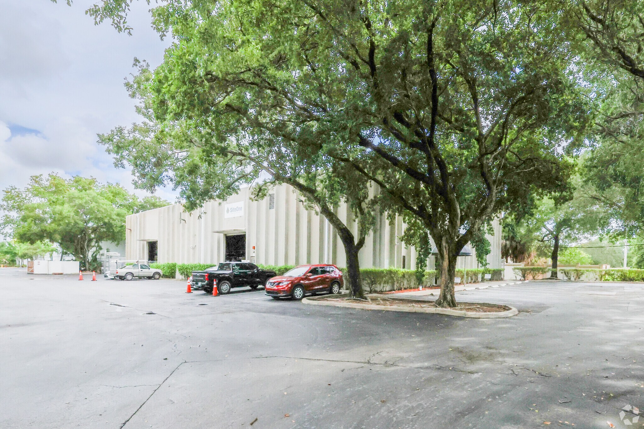 1701 NW 33rd St, Pompano Beach, FL à louer Photo principale– Image 1 sur 8