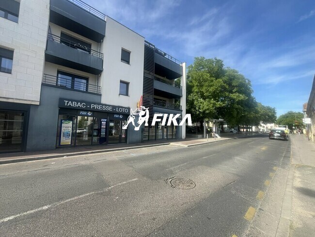 Plus de détails pour Local commercial à vendre
