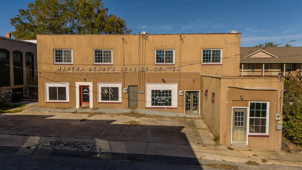105 Enterprise St, Clinton, SC à vendre - Photo de l’immeuble – Image 2 sur 25