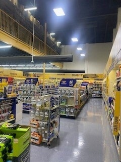 8904 Regents Park Dr, Tampa, FL à louer Photo intérieure– Image 1 sur 8