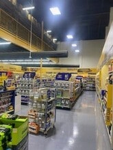 8904 Regents Park Dr, Tampa, FL à louer Photo intérieure– Image 1 sur 8