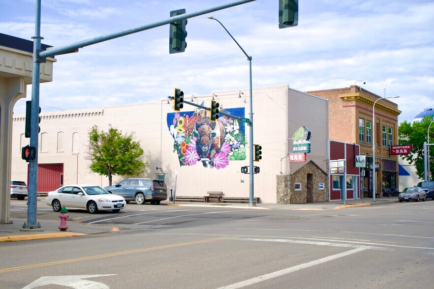 616-618 Main St, Miles City, MT à vendre - Photo de l’immeuble – Image 2 sur 11