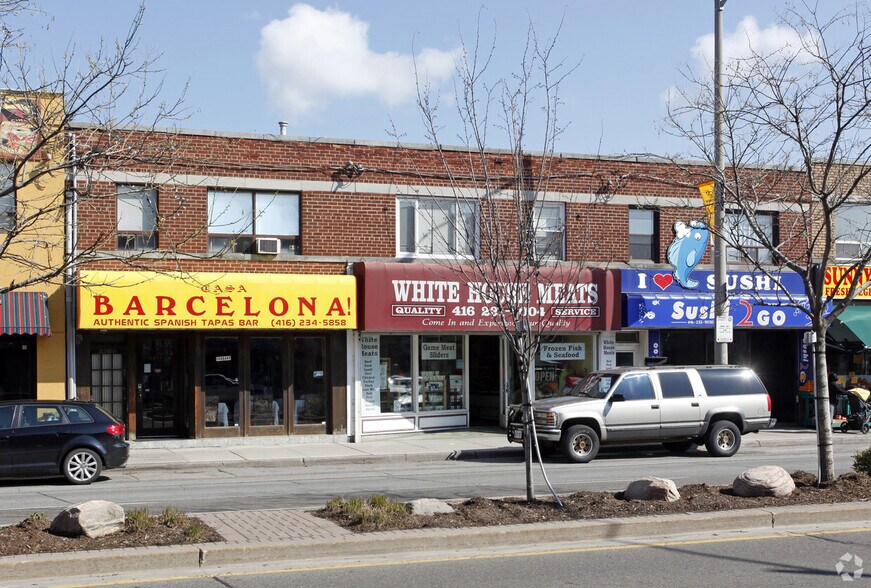 2976 Bloor St W, Toronto, ON à vendre - Photo de l’immeuble – Image 3 sur 3