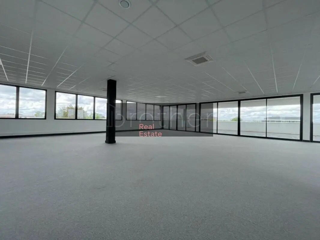 Bureau dans Mérignac à louer Photo de l’immeuble– Image 1 sur 10