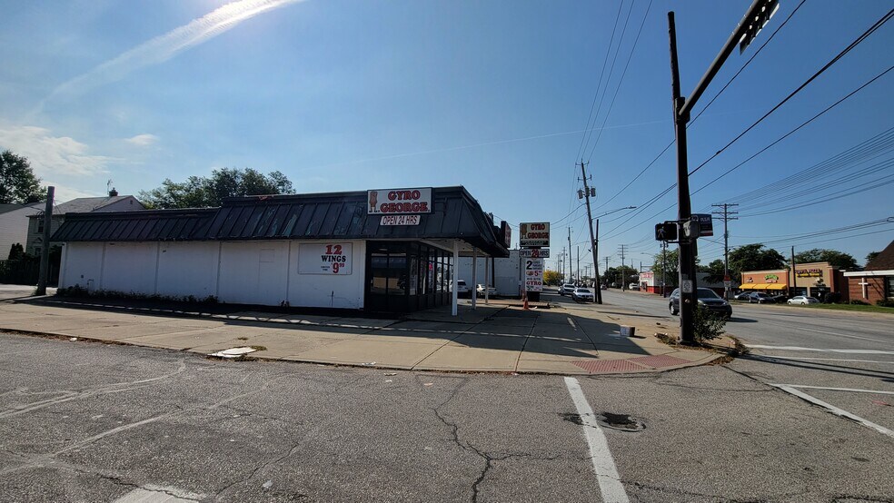 3965 Lee Rd, Cleveland, OH à vendre - Photo principale – Image 2 sur 2