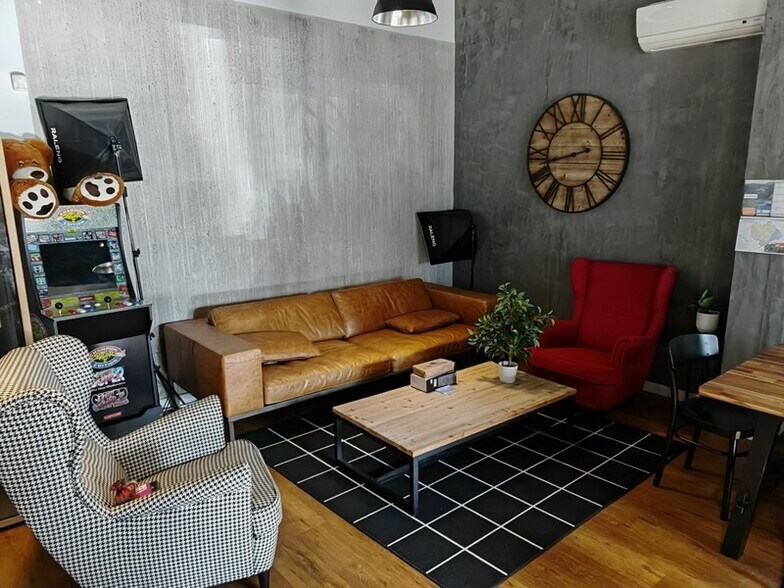 Bureau dans Pérols à louer - Photo de l’immeuble – Image 2 sur 16