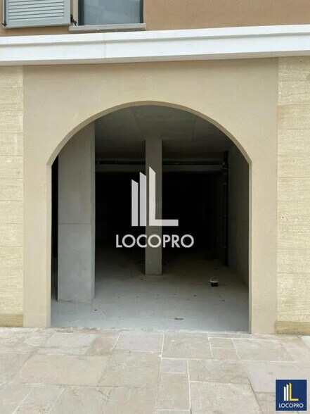 Local commercial dans Aix-en-Provence à louer - Photo de l’immeuble – Image 2 sur 6