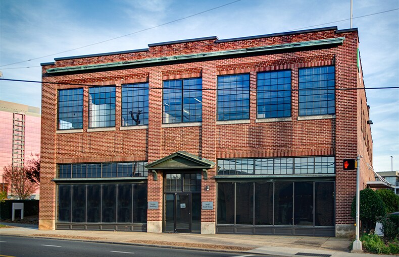 1447 S Tryon St, Charlotte, NC à louer - Photo principale – Image 1 sur 36