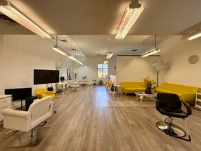 506 E 10th St, Greenville, NC à louer Photo intérieure– Image 1 sur 7