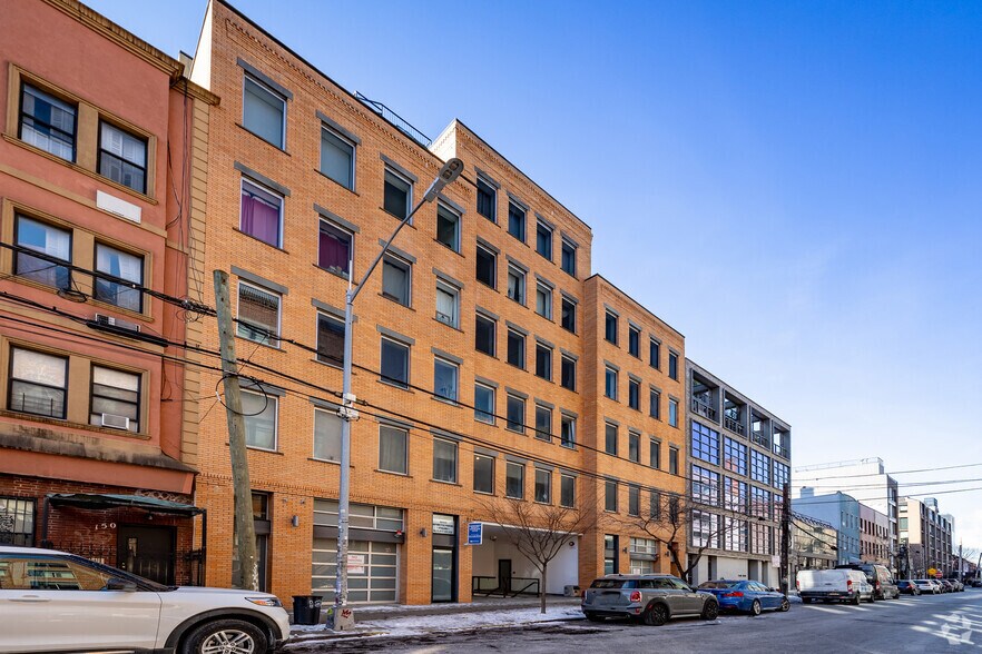 144-148 N 10th St, Brooklyn, NY à louer - Photo de l’immeuble – Image 2 sur 5