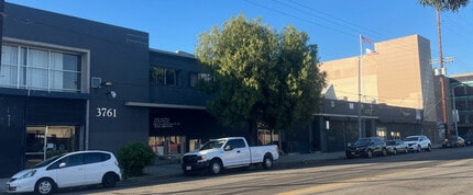 3751 S Hill St, Los Angeles, CA à louer Photo intérieure– Image 1 sur 1