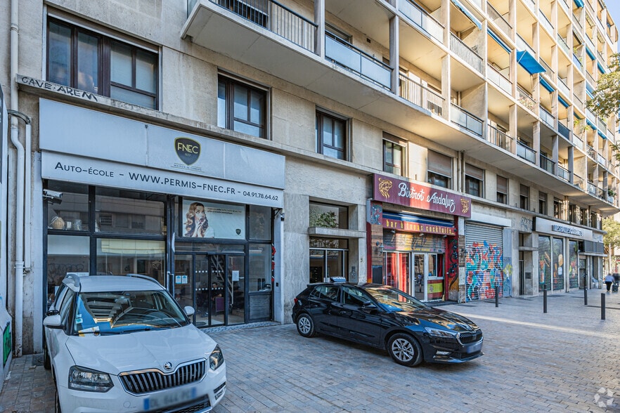 Bureau dans Marseille à louer - Photo de l’immeuble – Image 3 sur 3