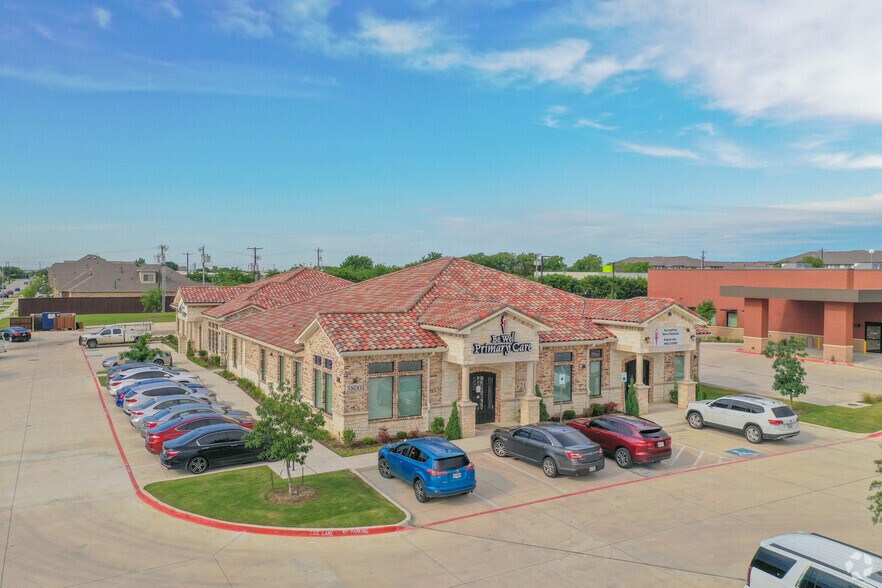 3400 N Tarrant Pkwy, Fort Worth, TX à louer - Photo de l’immeuble – Image 1 sur 4