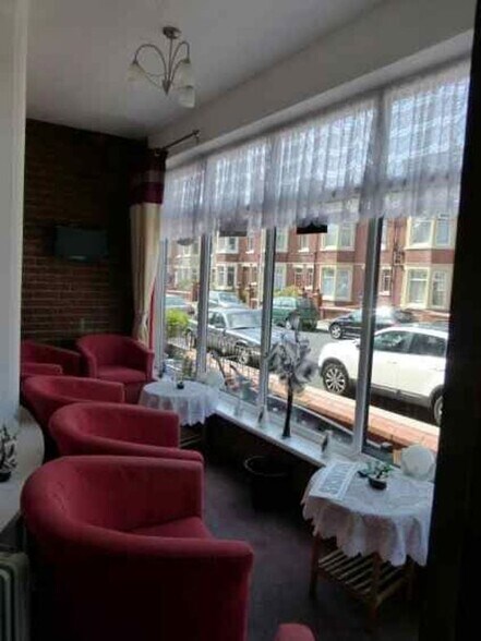 57-59 Holmview Rd, Blackpool à vendre - Photo intérieure – Image 3 sur 11