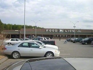 Plus de détails pour 1075 7 Lakes Dr, Seven Lakes, NC - Local commercial à louer