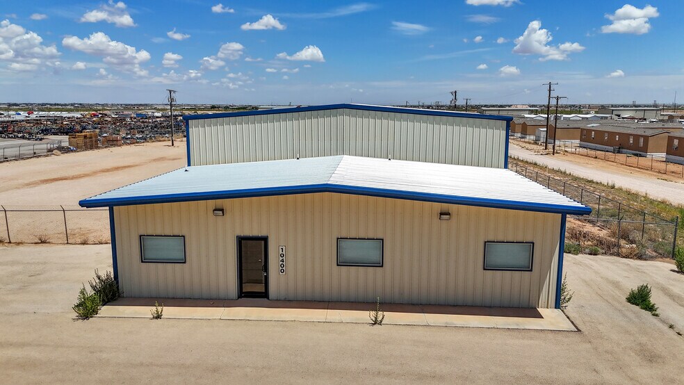 10400 W County Road 72, Midland, TX à louer - Photo de l’immeuble – Image 3 sur 24